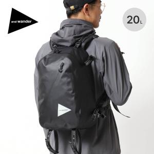 and wander（アンドワンダー） ポイント10% 20L メッセンジャーバッグ