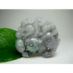 天然石　翡翠　獅子　 置物 Amazon.co.jp: 中国美術玉製玉石獅子像一対専用箱オブジェ神獣彫刻飾石