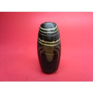 グアテマラ産翡翠天珠 手彫り九眼天珠 約33×13×10mm 一点物 : 天然石の
