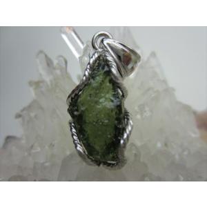 K18 モルダバイト原石 ペンダントトップ ペンダントヘッド レディース