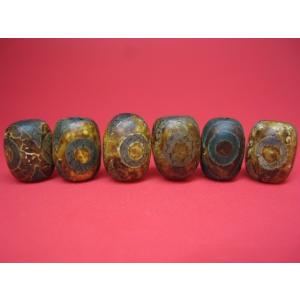 チベット高級龍紋天珠 逆九眼天珠 30×10mm 2粒SET : 天然石のお店Sun