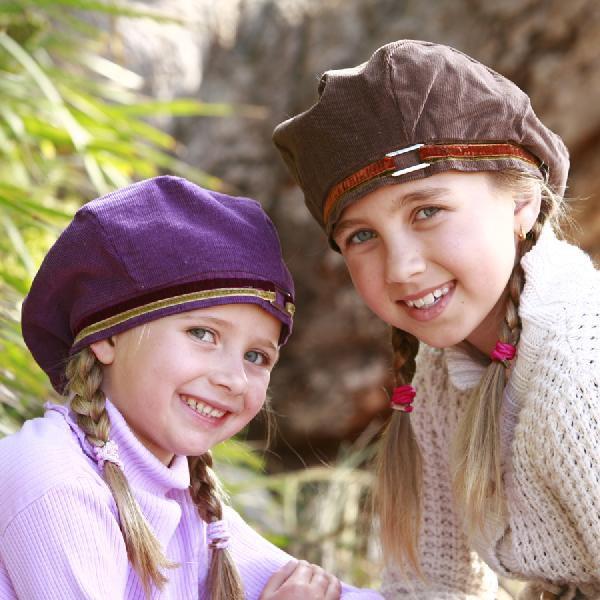 帽子/子供/帽子/キッズ/ハット/UVカット/秋冬/ベレー カラー：チョコ、パープル