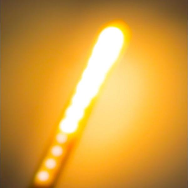 DC5V AUTO 自動で流れるLED　電球色