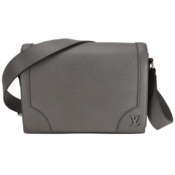 ルイヴィトン LOUIS VUITTON タイガ ニューフラップ メッセンジャー M30808 ショ...