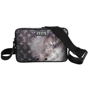 LOUIS VUITTON（ルイ・ヴィトン） アルファ・ウェアラブルウォレット