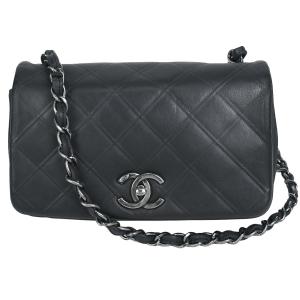 CHANEL（シャネル） チェーンショルダーバッグ マトラッセ ミニ巾着