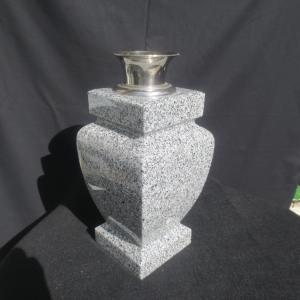 墓石 花立 花瓶 青御影石 G654 ステンレス 花筒 ペット墓にも工事不要 墓石 花立 花瓶 青御影石 ステンレス 花筒 ペット墓にも 工事不要 置く
