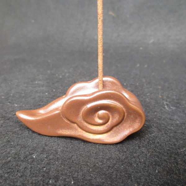 雲型 小さいインセンスホルダー お香立て 陶器 おしゃれ 線香立て 線香差し お香皿 線香ホルダー ...