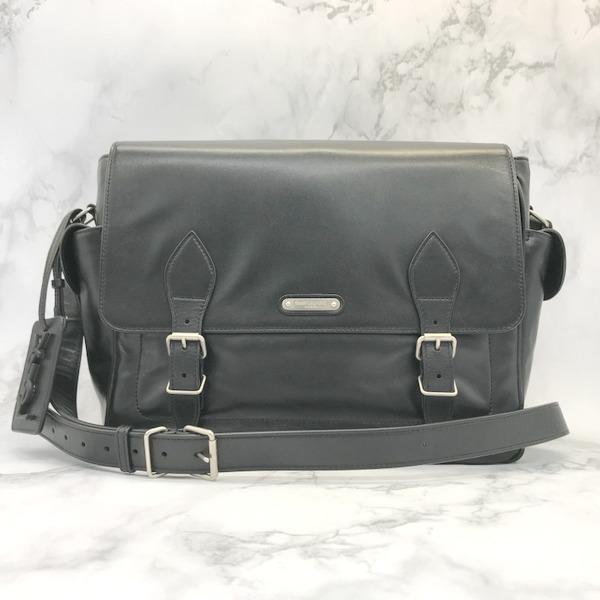 サンローランパリ カーフレザーショルダーバッグ VLR454600-0717 ショルダーバッグ メン...