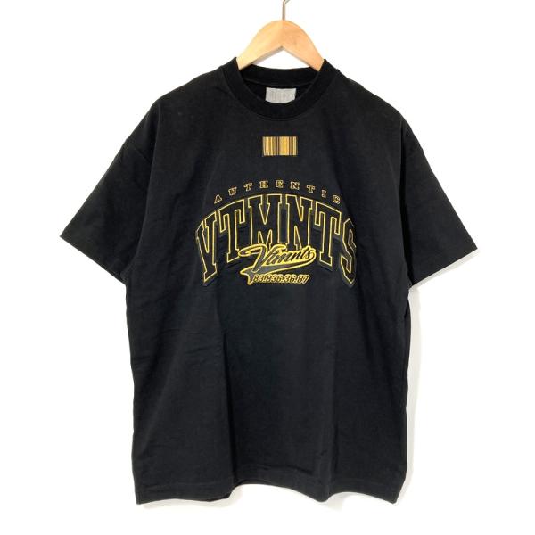 VTMNTS ブイティーエムエヌティーエス Tシャツ 半袖 カレッジロゴ VL12TR180B メン...