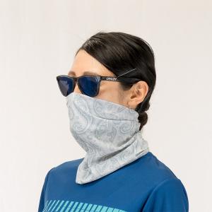 ネックゲイター［ホワイトペイズリー］