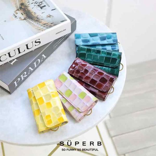 【三つ折りステンドグラスキーケース/ゴールド】ステンドグラスレザーのスマートキーケース キーカバー ...