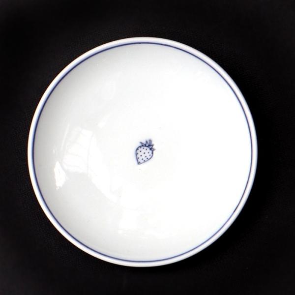 東屋の小皿　藍九谷プチ印手　イチゴ