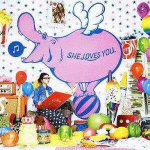 中古邦楽CD SHE LOVES YOU