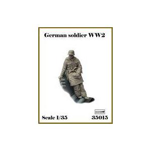 中古プラモデル 1/35 WWII ドイツ軍兵士#1 寄りかかる兵士(1体入) レジンキャストキット...