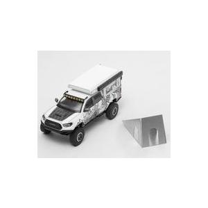 新品ミニカー 1/64 トヨタ TACOMA TRD Pro 2022 キャンパーバン(ホワイト/ア...