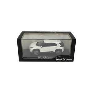 中古ミニカー 1/30 トヨタ ヤリスクロス(ホワイトパールクリスタルシャイン) カラーサンプル用ディスプレイモデル [07