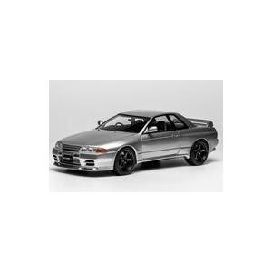 新品ミニカー 1/18 NISSAN Skyline GT-R (R32) Customized V...