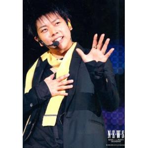 中古生写真(ジャニーズ) NEWS/増田貴久/ライブフォト・衣装黒・ストール黄・右手胸・左手パー・目線右上/NEWS WINTER PARTY