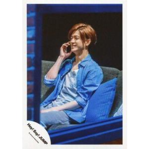 中古生写真(ジャニーズ) Hey! Say! JUMP/中島裕翔/膝上・座り・ソファ・衣装青.水色・右手スマートフォン/「Give Me L