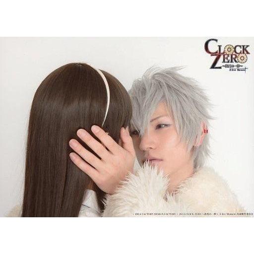 中古生写真(男性) 吉田隆佑(ビショップ)・井越有彩(九楼撫子)/横型・顔アップ・衣装白・井越.後ろ