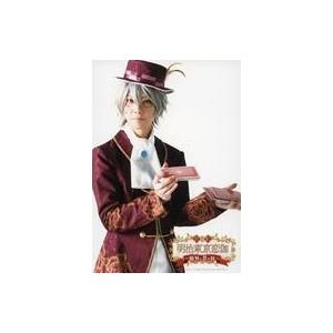 中古生写真(男性) 安里勇哉(チャーリー)/上半身・衣装赤・両手トランプ・キャラクターショット/DV...