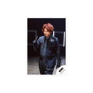 中古生写真(ジャニーズ) NEWS/増田貴久/膝上・衣装紺・右手道具持つ/「EPCOTIA」PV＆ジャケ写撮影オフショット