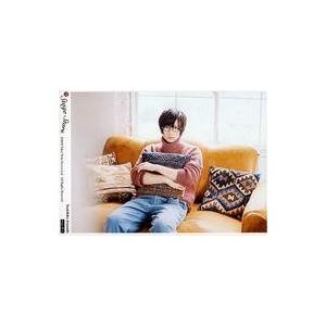 中古生写真(男性) 荒牧慶彦/横型・膝上・ソファ...の商品画像