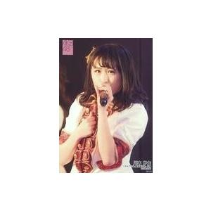 中古生写真(AKB48・SKE48) 川本紗矢/ライブフォト・上半身・衣装赤・白・右手胸元・左手マイ...