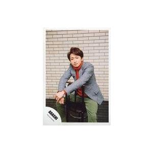 中古生写真(ジャニーズ) 嵐/大野智/衣装グレー・オレンジ・緑・タートルネック・椅子・両手前クロス・...