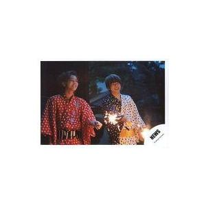 中古生写真(ジャニーズ) NEWS/増田貴久・手越祐也/横型・上半身・浴衣赤白黒・花火・目線右/公式生写真