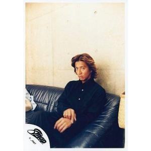 中古生写真(ジャニーズ) SMAP/木村拓哉/衣装黒・ソファ座り・右手左袖/公式生写真