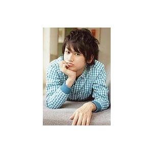 中古生写真(男性) 佐藤永典/ソファー・右手あご...の商品画像