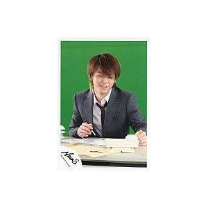 中古生写真(ジャニーズ) NEWS/増田貴久/スーツ・右手ペン・背景緑/公式生写真