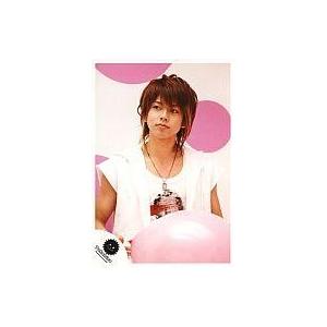 中古生写真(ジャニーズ) NEWS/増田貴久/衣装白・ピンクのボール・上半身・背景ピンク白・Takahisa/公式生写真