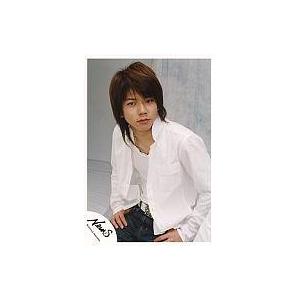 中古生写真(ジャニーズ) NEWS/増田貴久/衣装白・座り・膝上・カメラ目線/公式生写真