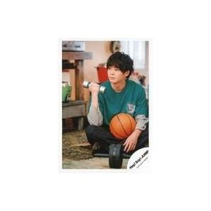 中古生写真(ジャニーズ) Hey! Say! JUMP/有岡大貴/全身・座り・あぐら・衣装緑・グレー・右