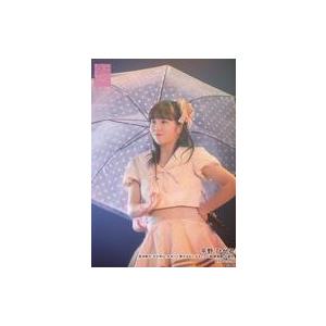 中古生写真(AKB48・SKE48) 平野ひかる/ライブフォト・上半身・衣装白・右手傘/湯浅順司「その雫は、未来へと繋がる虹