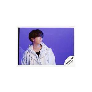 中古生写真(ジャニーズ) Hey! Say! JUMP/知念侑李/横型・バストアップ・衣装白・黒・顔...