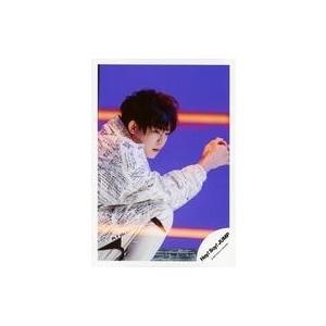 中古生写真(ジャニーズ) Hey! Say! JUMP/有岡大貴/膝上・しゃがみ・衣装白・両手曲げ・...