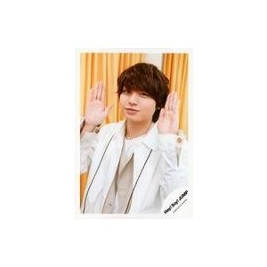 中古生写真(ジャニーズ) Hey! Say! JUMP/伊野尾慧/上半身・衣装白・ベージュ・両手パー...