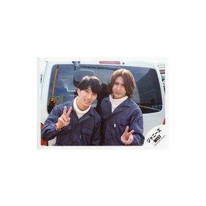 中古生写真(ジャニーズ) ジャニーズWEST/□田崇裕・藤井流星/横型・バストアップ・衣装紺.白・□...
