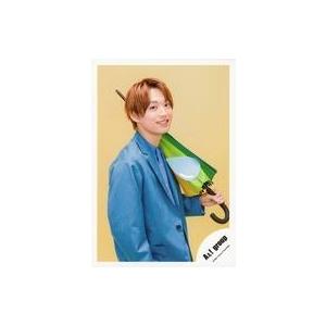 中古生写真(ジャニーズ) Aぇ! group/福本大晴/上半身・衣装青・左手傘・背景ベージュ/Greeting Photo 〜Rainy Season