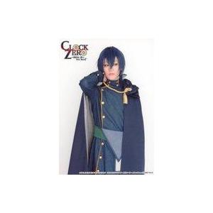 中古生写真(男性) 日和佑貴(放浪者)/膝上・衣装紺・金・右手首・目線右下・背景白・キャラクターシ