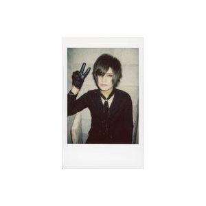 中古生写真(男性) BLESSCODE/masaya/上半身・衣装黒・スカーフ・グローブ・右手上げ・ピース・左手下・カメラ目線・口閉じ・背景グレー/生チェ