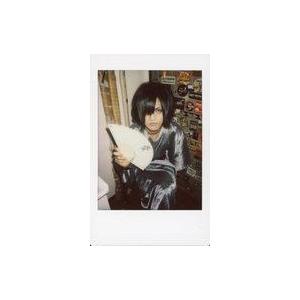 中古生写真(男性) BLESSCODE/masaya/膝上・しゃがみ・衣装銀・浴衣・右手扇子・左手下・カメラ目線・後ろステッカー/生チェキ