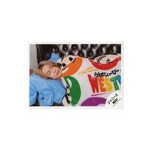 中古生写真(ジャニーズ) ジャニーズWEST/藤井流星/横型・上半身・仰向け・目閉じ・枕青/シングル「証拠」MV＆ジャケ写オフショット/公式生写真