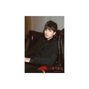 中古生写真(ジャニーズ) SixTONES/高地優吾/膝上・衣装黒・左向き・ソファ座り・両手膝/「少年たち To be!」オリジナルフォト