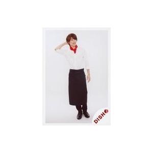 中古生写真(男性) DISH///矢部昌暉(MASAKI)/全身・衣装白・スカーフ赤・右手頭・背景白/「皿vsスラ“世界サラ一級タイトルマッチ”