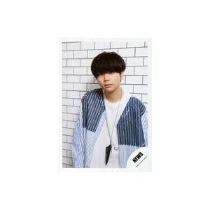 中古生写真(ジャニーズ) NEWS/増田貴久/上半身・衣装青.白・ボーダー柄・両手下・顔傾げ/オリジナルフォト/公式生写真